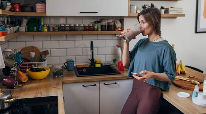 Taking a fiber supplement with breakfast